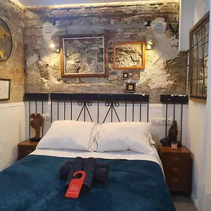 Appartement Studio Or With Private Bathroom Or With Shared Bathroom, Barcelone